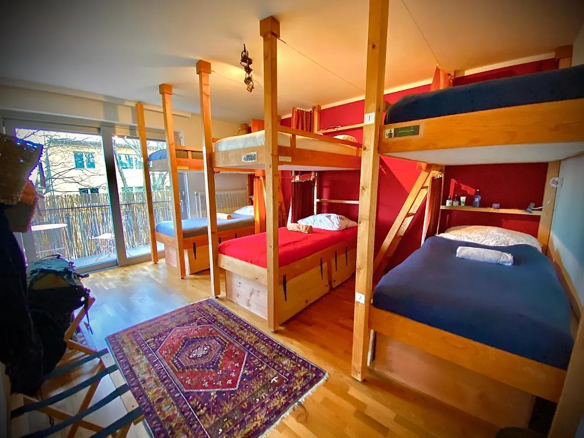 Prime Rooms Vienna - Private Villa With Garden, Sauna & Partyroom Østrig